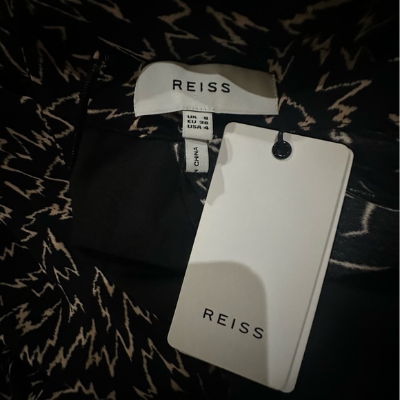 Reiss Julia NWT Black Zigzag Print Plunge Mini Dress Size 4‎ - Picture 14 of 16